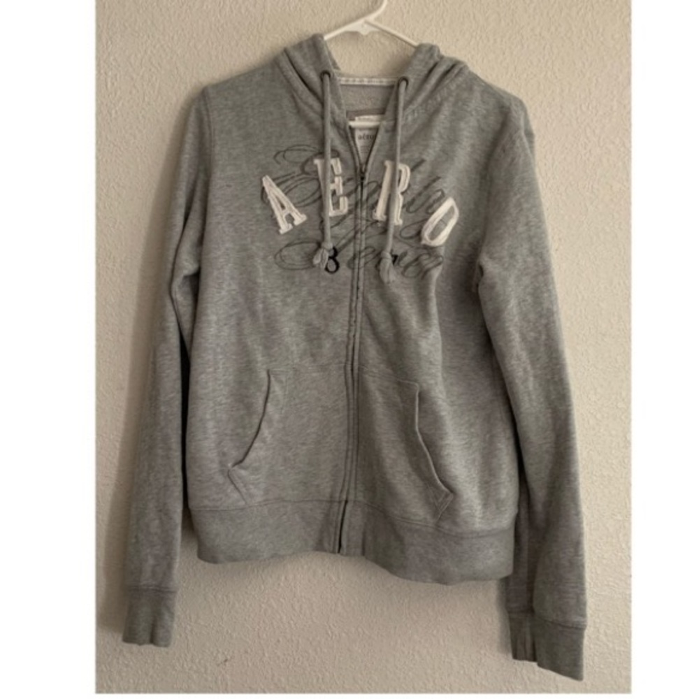 Aeropostale grey sweater